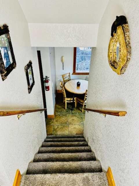 Апартаменты Cozy Bear South-Inside Yosemite-Sleeps 5 Йосемити-Уэст Экстерьер фото