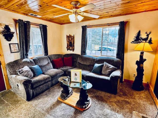 Апартаменты Cozy Bear South-Inside Yosemite-Sleeps 5 Йосемити-Уэст Экстерьер фото